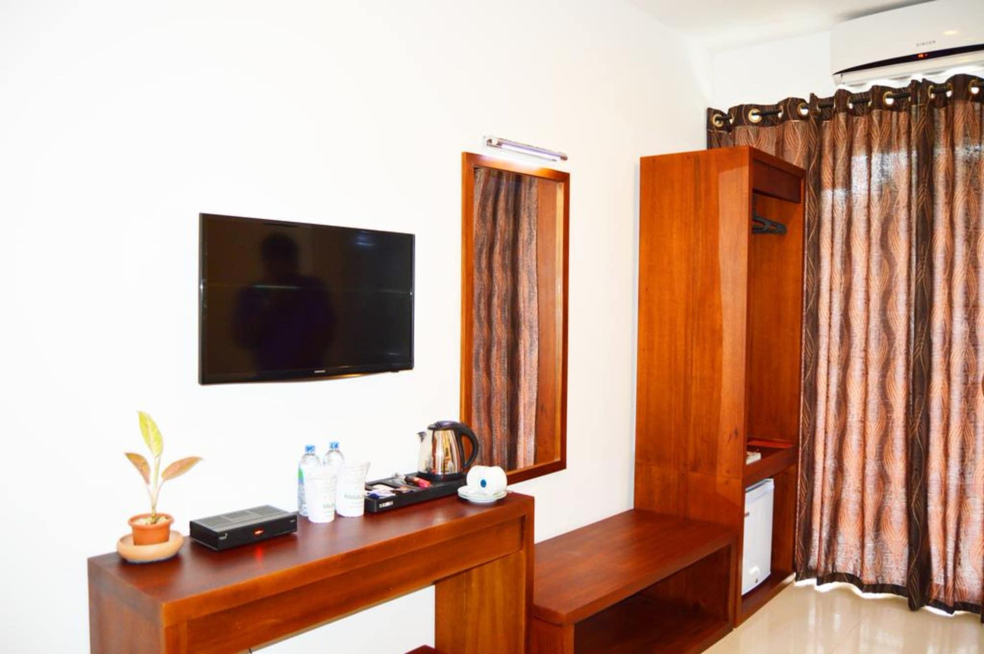 Elephant Park - New Deal! Half Off Airport Pickups Available Hotel Pinnawala (Kegalle)